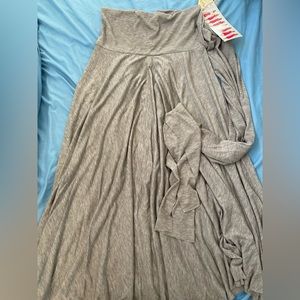 NWT Elan 8-way convertible dress!